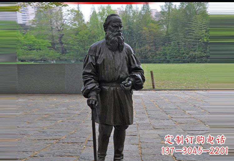 新乡西方名人托尔斯泰铜雕