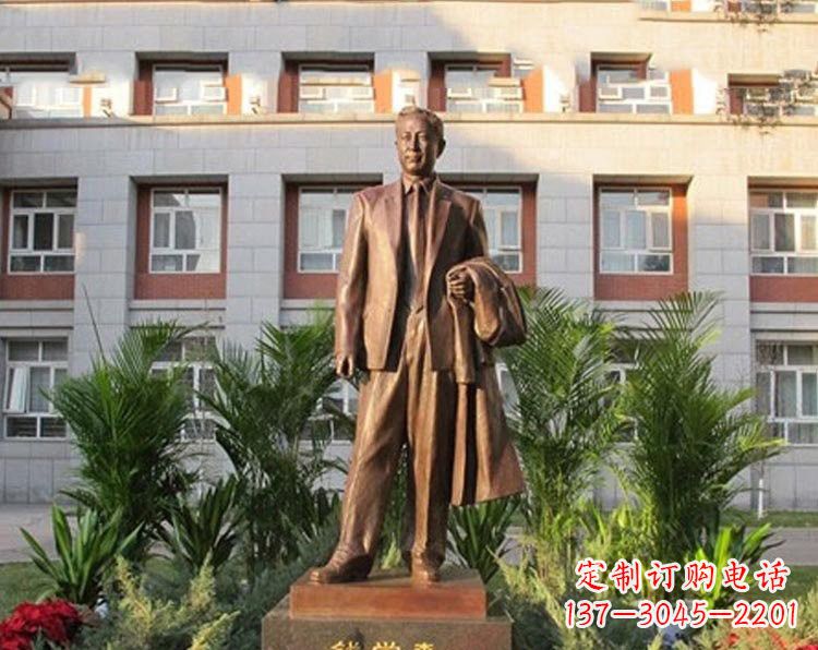 新乡校园钱学森铜雕