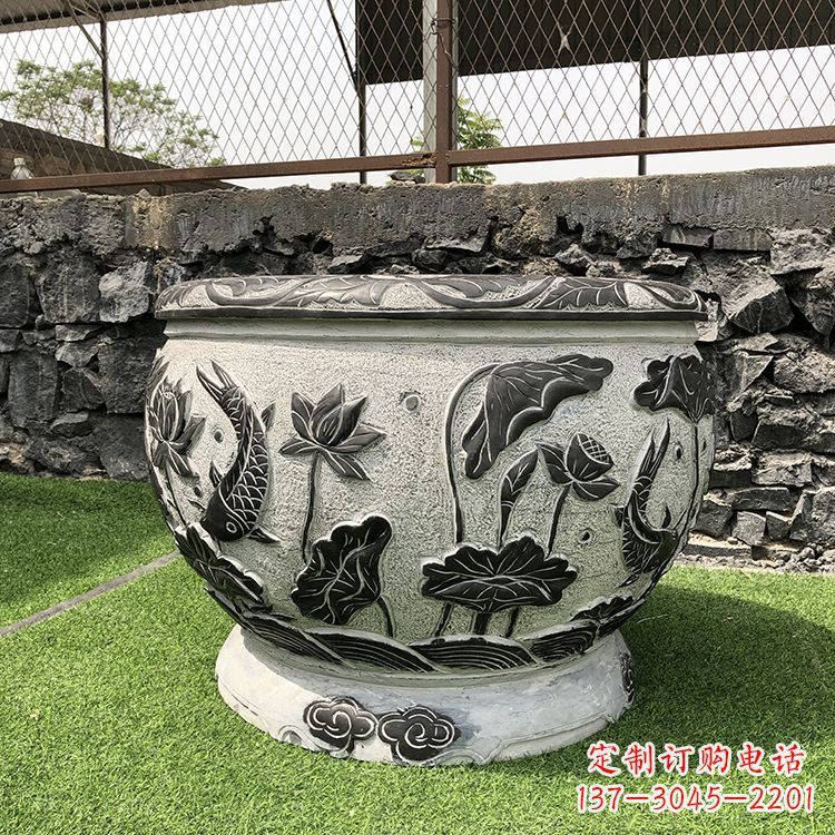 新乡鱼纹水缸石雕