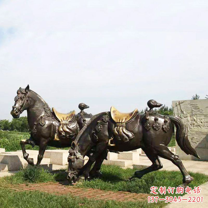 新乡战马群公园景区动物情景雕塑